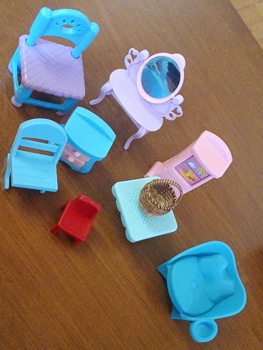 Mixed Various Sets Miniature Doll Furniture LPS, DORA ETC. 9 Pcs 1"- 3"